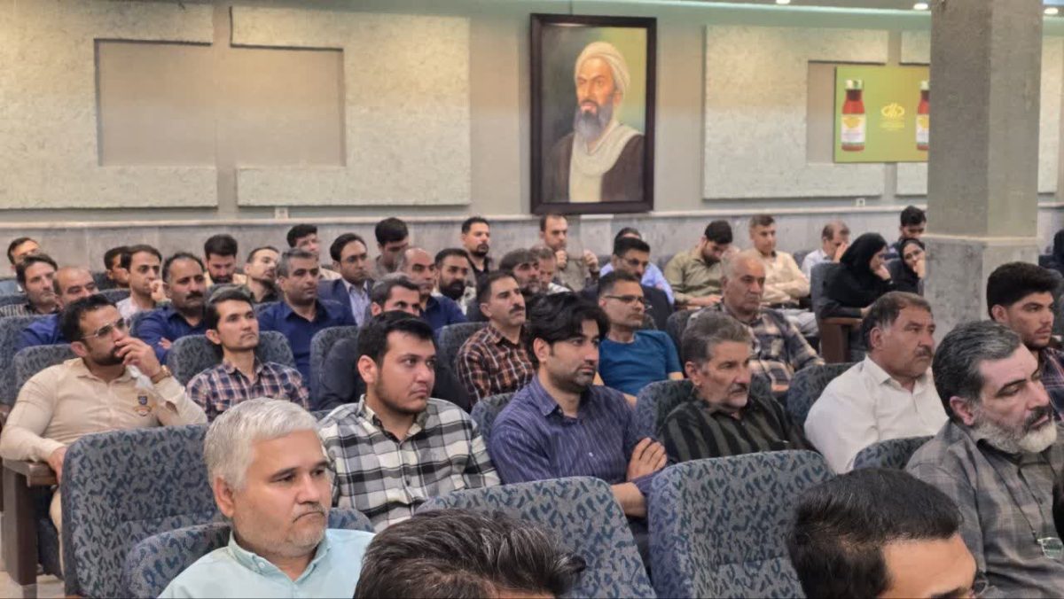 مراسم تودیع و معارفه مسئول حراست موسسه تحقیقات واکسن وسرم سازی رازی شعبه شمال شرق کشور