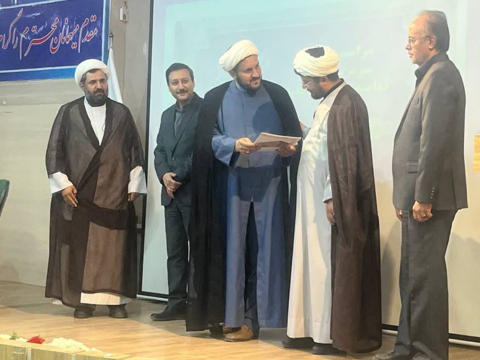 معارفه حجت الاسلام والمسلمین نظری به عنوان مسئول دفتر نمایندگی ولی فقیه در شعبه شمالشرق موسسه رازی